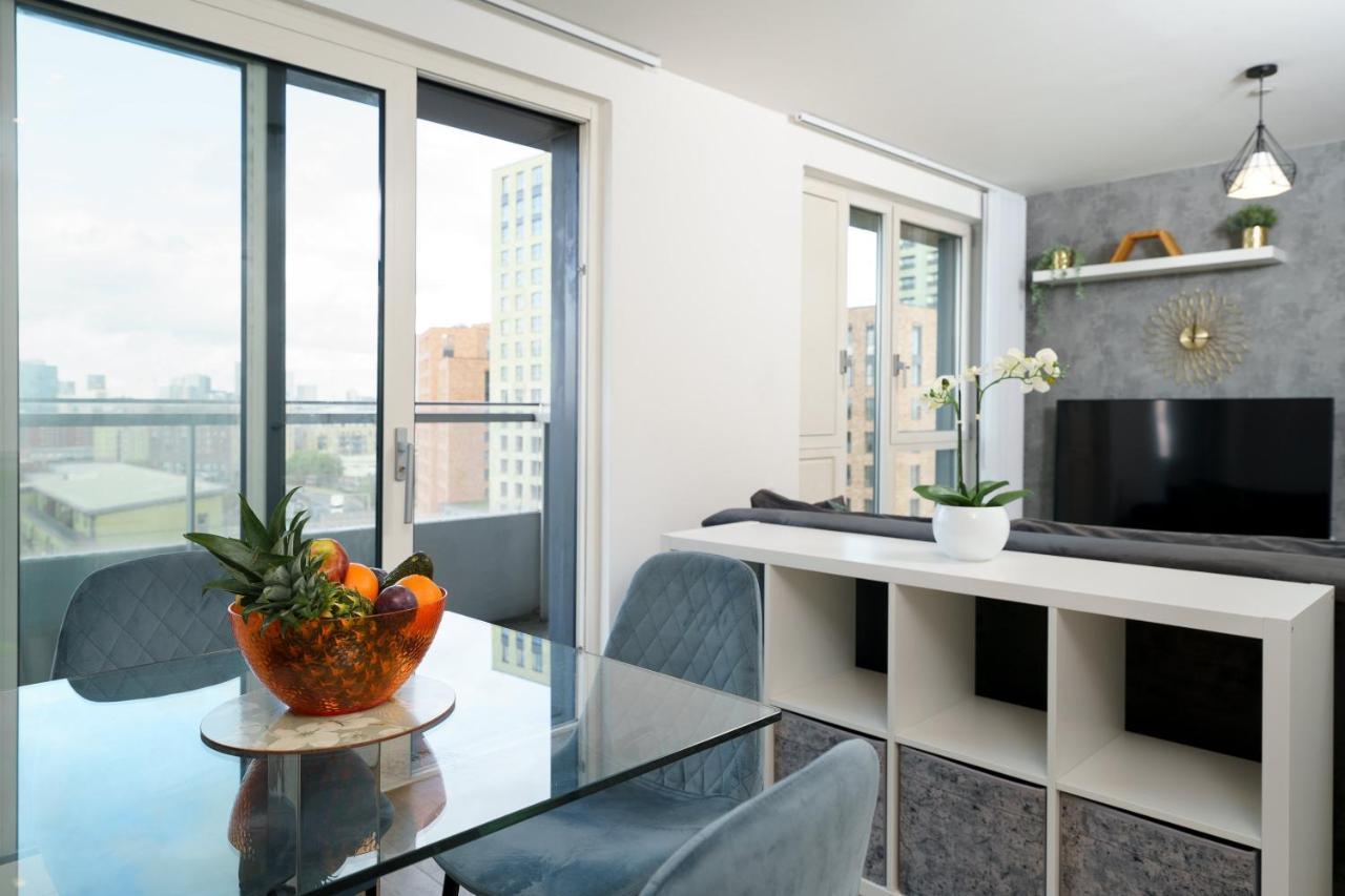 Stylish Fully-Equipped One Bedroom Apartment With Extra Sofa Bed, Free Secure Parking, Onsite Gym, 24Hr Security & Concierge London Kültér fotó