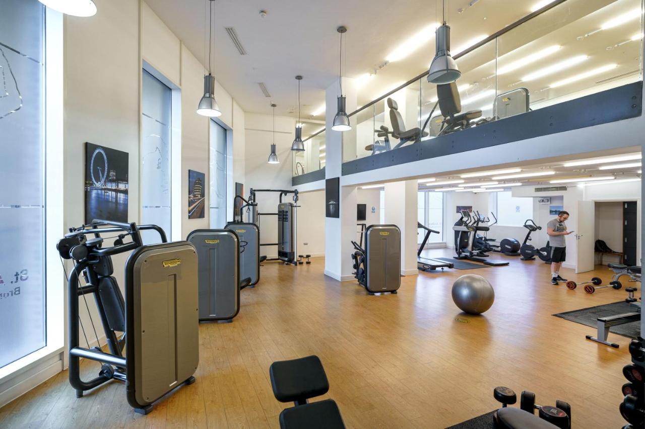 Stylish Fully-Equipped One Bedroom Apartment With Extra Sofa Bed, Free Secure Parking, Onsite Gym, 24Hr Security & Concierge London Kültér fotó
